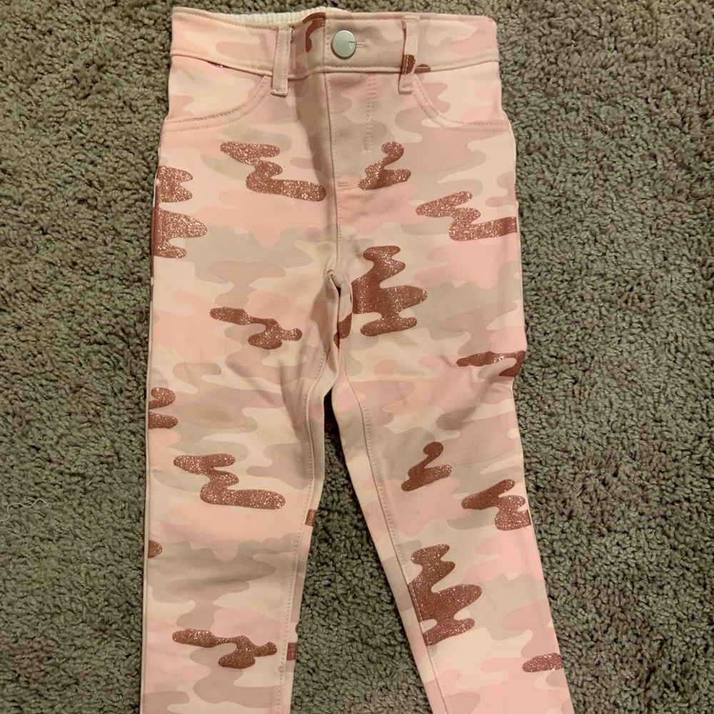 Pink camo girl pants